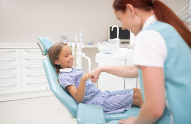 What is a Dental Therapist? Child with dental therapist